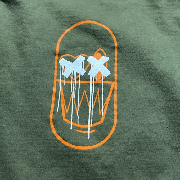 Pain & Killers & Drugs & Crime cropped sweatshirt green orange RX prescription - Picture 7 of 8